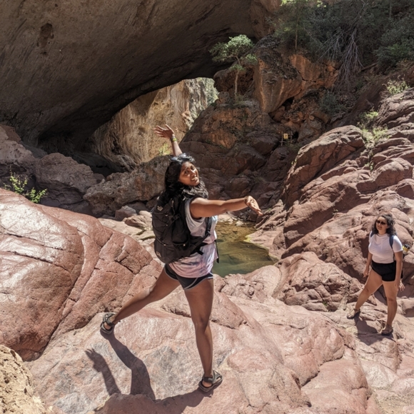 Meet your Posher, Nyssa - Picture 1 of 1